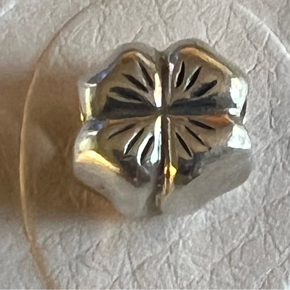 Pandora Four Leaf Clover Charm - Picture 4 of 6